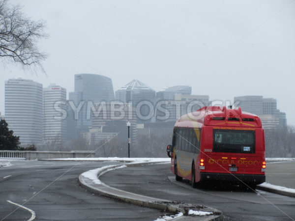 DC Circulator Bus Arlington.JPG - Christina Chee